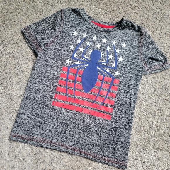 Spiderman Marvel Boys top in size 7 - Picture 1 of 3